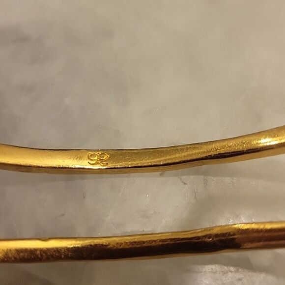 NWT Gorjana Teagan Cuff 18K Gold Luxury Bangle Think Boho Stack Layer Feminine - Picture 8 of 11